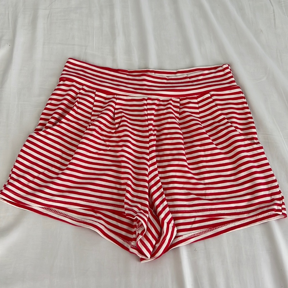 Fighting eel shorts Om